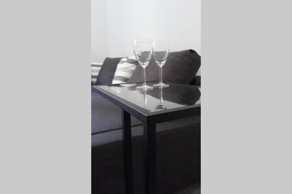 Cozy Apartment For 4 In Kolonaki, Lycabettus アテネ エクステリア 写真